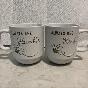 Heartland Hive Collectible BumbleBee Graphic White Coffee Mugs Cups Set of 2